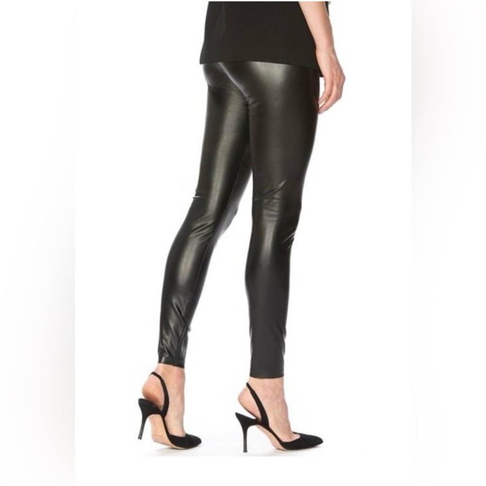 HUE Leatherette High Rise Leggings